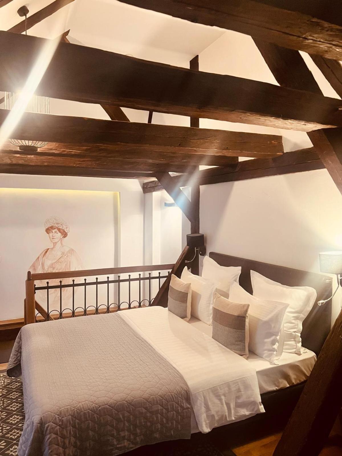 Hotel Ottimo Braşov Esterno foto