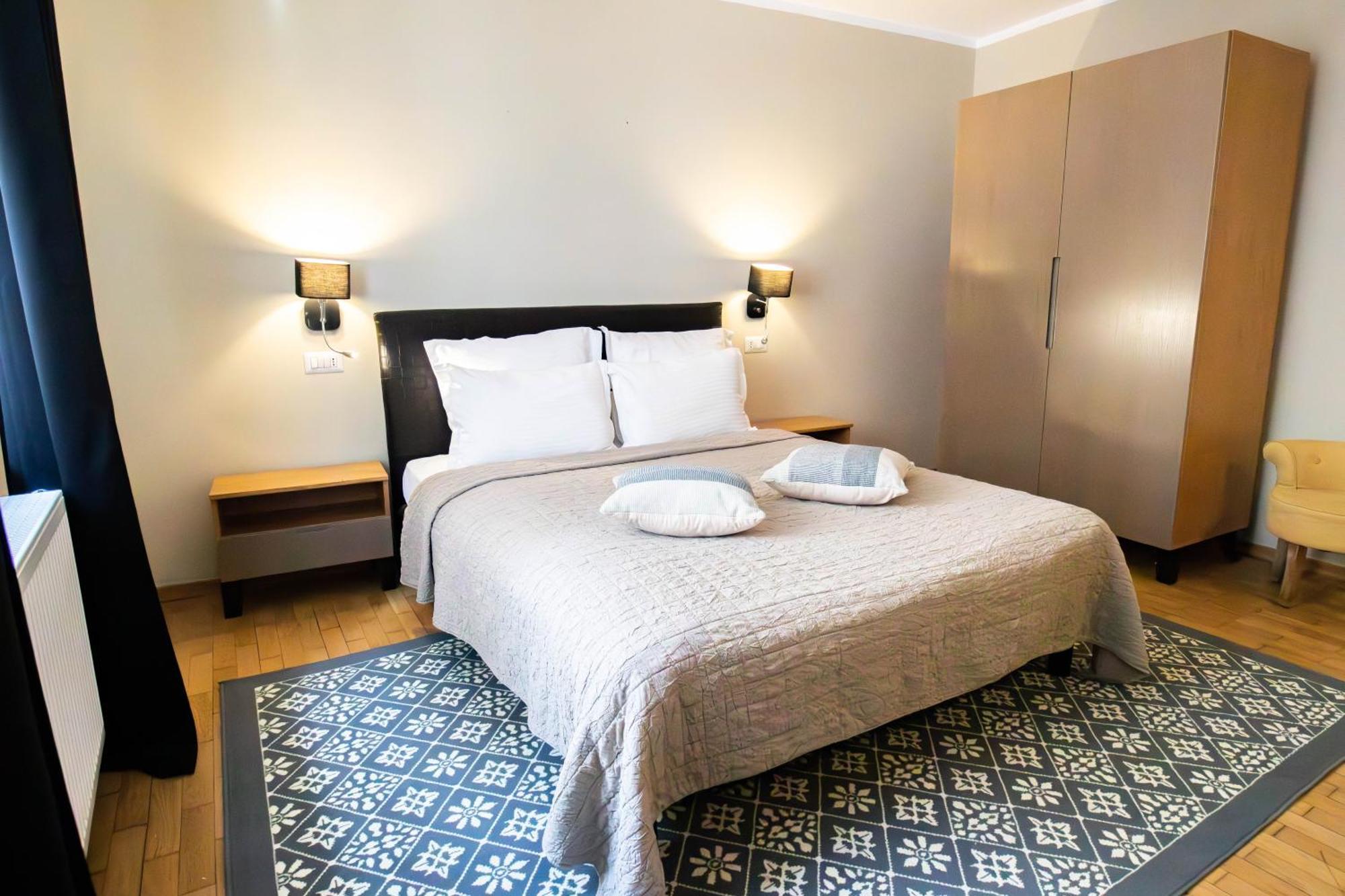 Hotel Ottimo Braşov Esterno foto