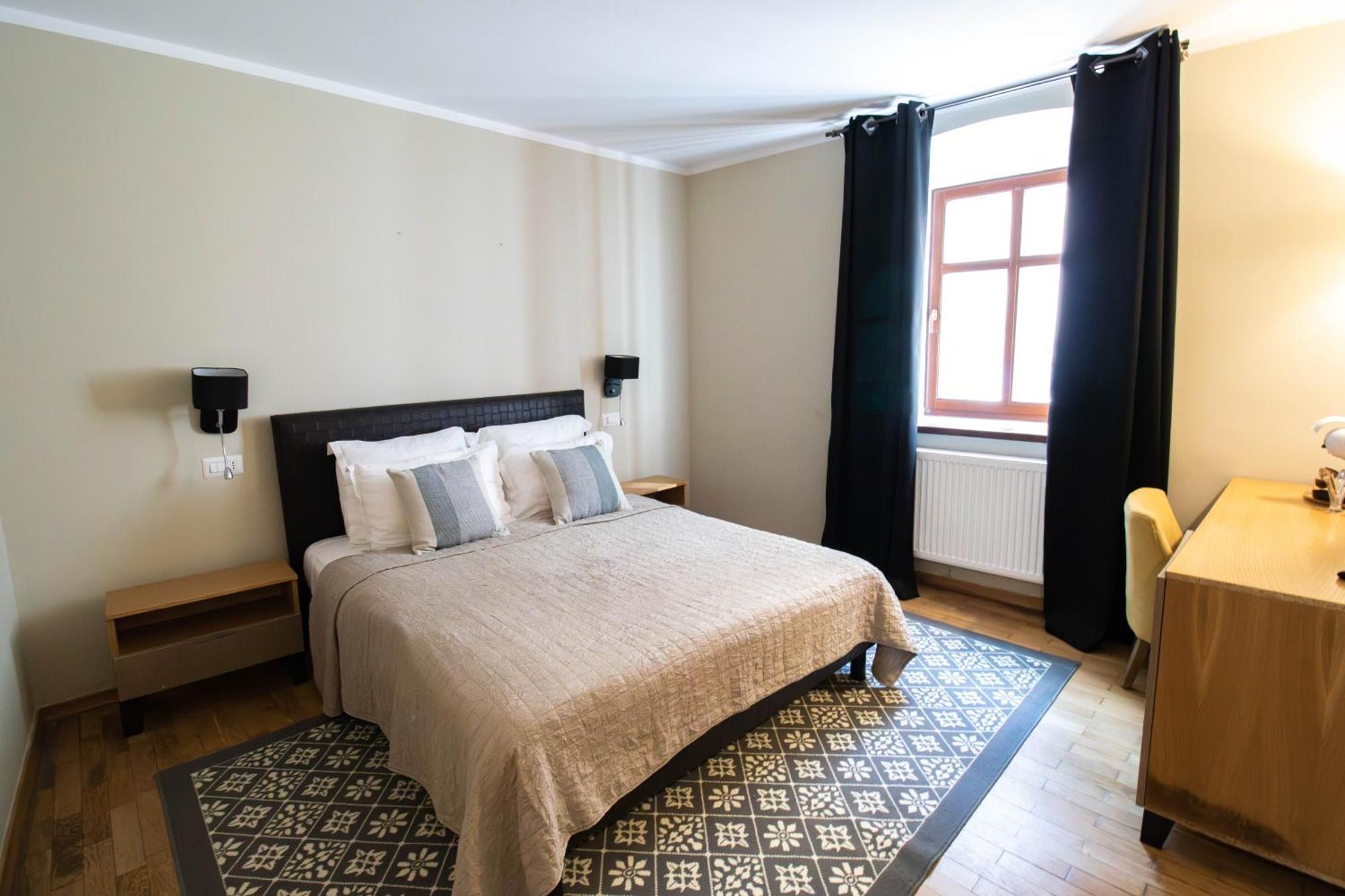 Hotel Ottimo Braşov Esterno foto